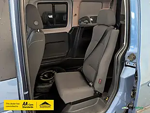 Used 2017 Volkswagen Caddy Life Blue - Interior and Exterior details 15