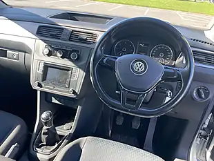 Used 2017 Volkswagen Caddy Maxi Life Maxi Life Silver - Interior and Exterior details 7