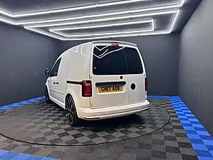 Used 2017 Volkswagen Caddy Startline White - Interior and Exterior details 18