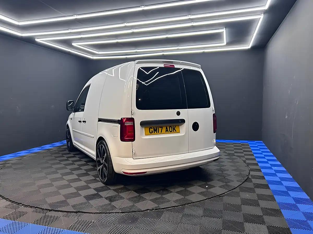 Used 2017 Volkswagen Caddy Startline White - Interior and Exterior details 18