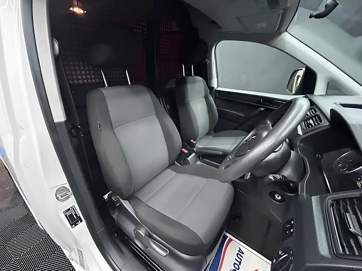 Used 2017 Volkswagen Caddy Startline White - Interior and Exterior details 19