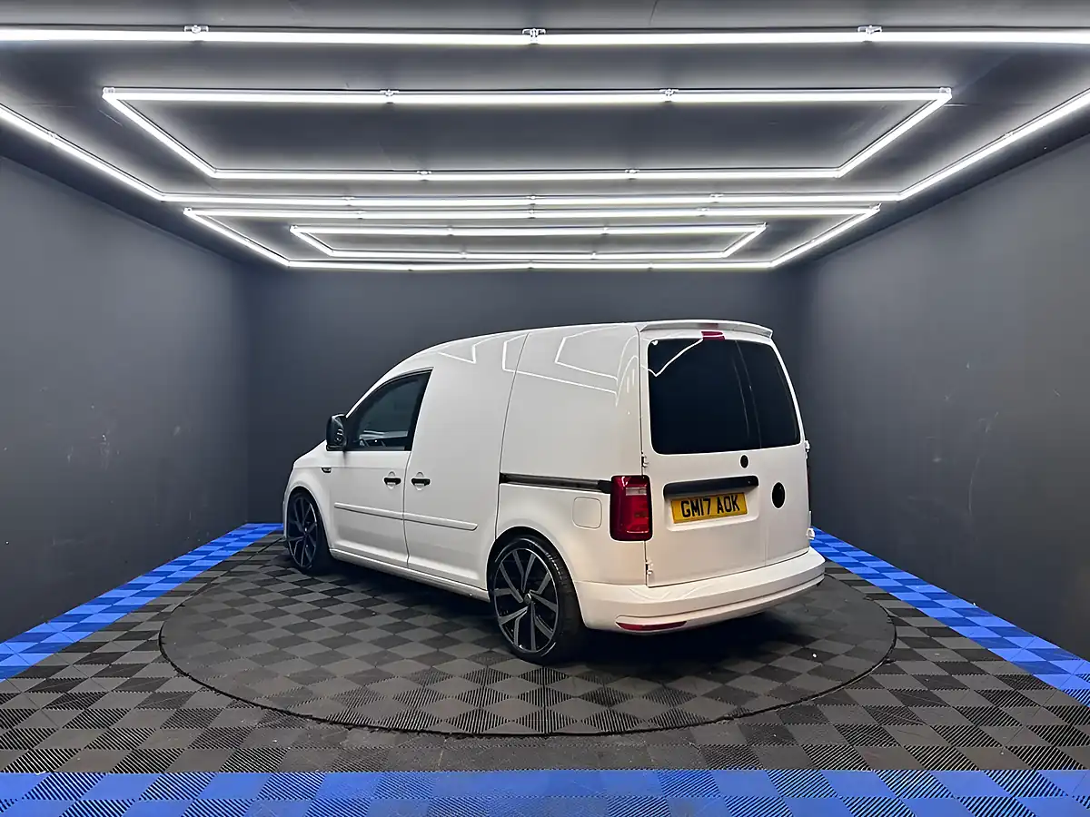 Used 2017 Volkswagen Caddy Startline White - Interior and Exterior details 8