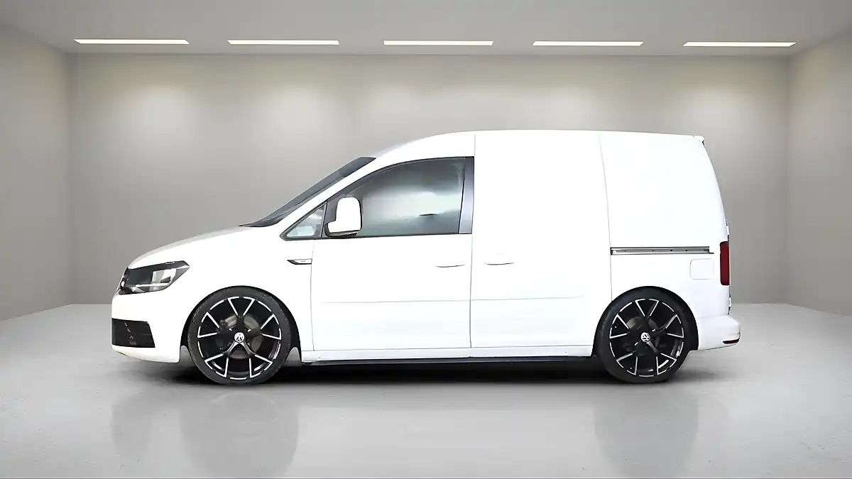 Used 2017 Volkswagen Caddy Startline White - Interior and Exterior details 5