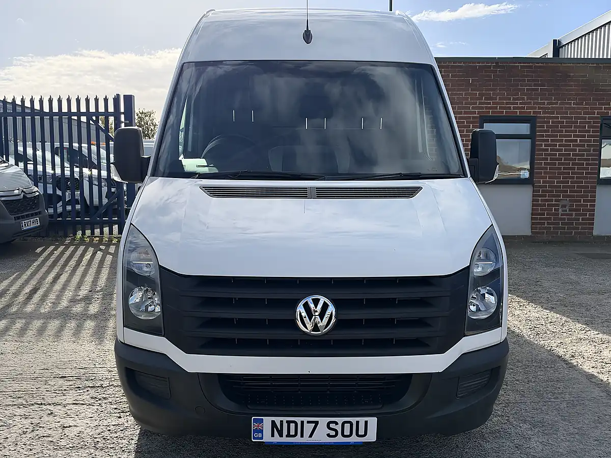 Used 2017 Volkswagen Crafter CR35 High Roof Mwb White - Interior and Exterior details 19