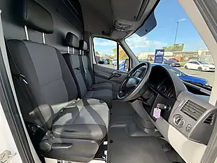 Used 2017 Volkswagen Crafter CR35 High Roof Mwb White - Interior and Exterior details 3