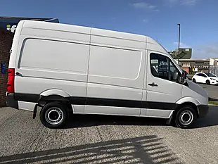 Used 2017 Volkswagen Crafter CR35 High Roof Mwb White - Interior and Exterior details 5