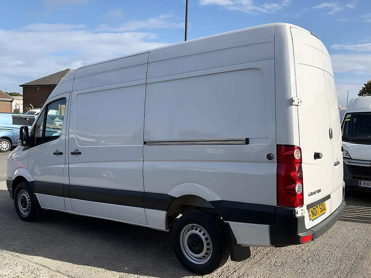 Used 2017 Volkswagen Crafter CR35 High Roof Mwb White - Interior and Exterior details 8