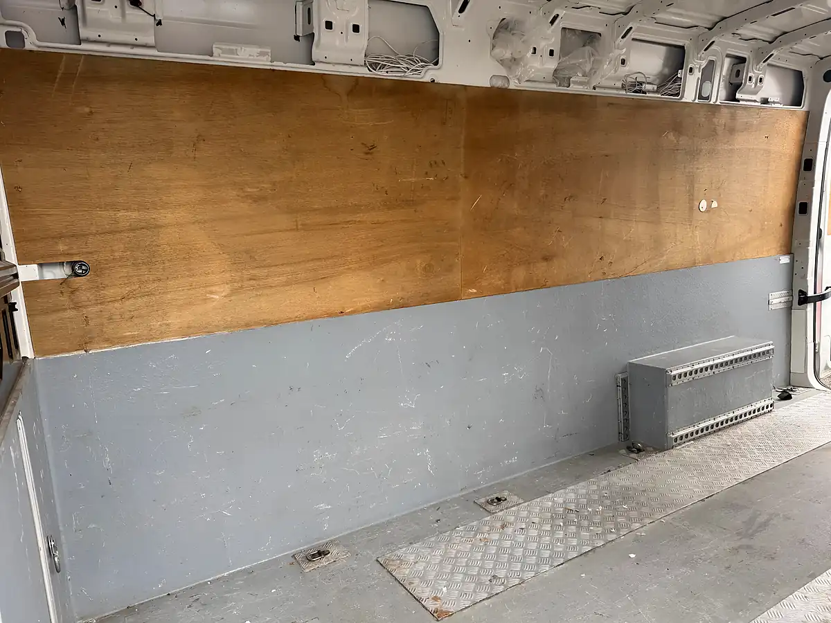 Used 2017 Volkswagen Crafter Startline White - Interior and Exterior details 10