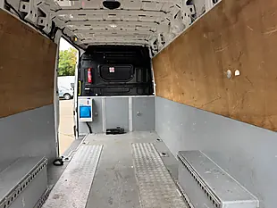 Used 2017 Volkswagen Crafter Startline White - Interior and Exterior details 15