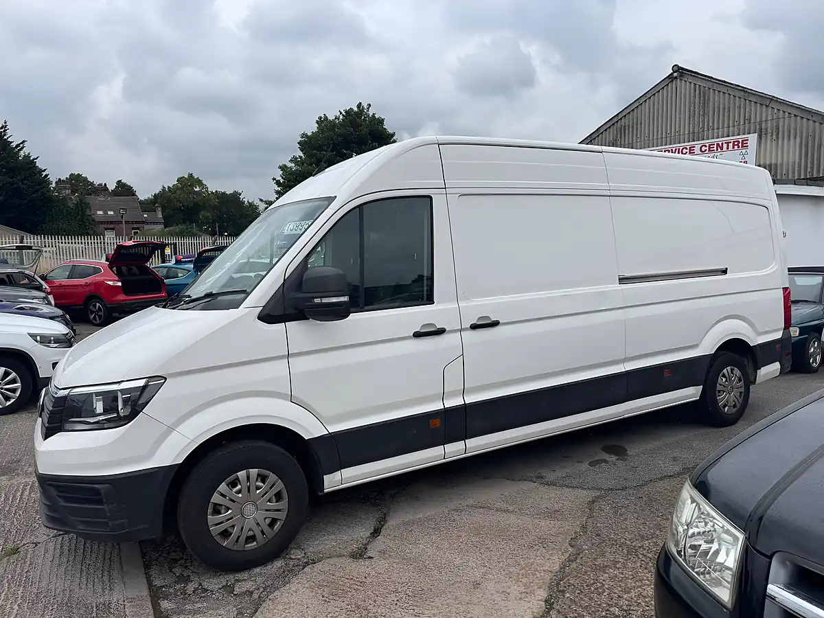 Used 2017 Volkswagen Crafter Startline White - Interior and Exterior details 6