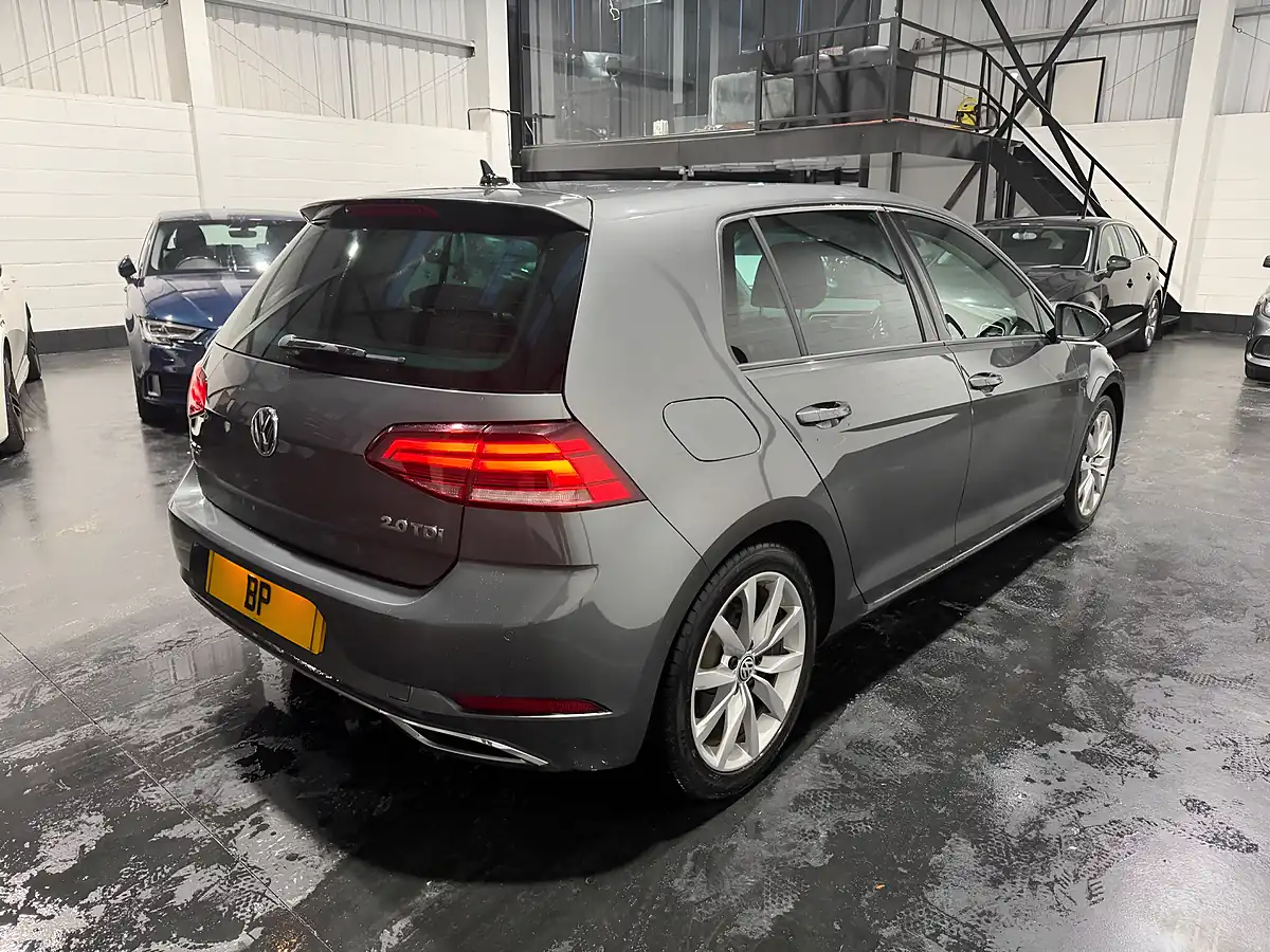 Used 2017 Volkswagen Golf Bluemotion Tech GT Grey - Interior and Exterior details 12