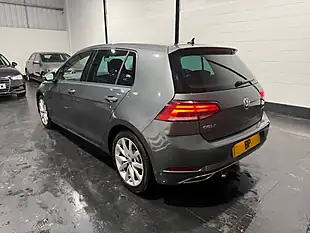 Used 2017 Volkswagen Golf Bluemotion Tech GT Grey - Interior and Exterior details 8