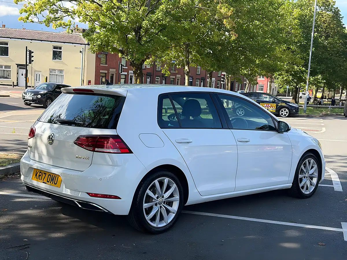 Used 2017 Volkswagen Golf Bluemotion Tech GT - Interior and Exterior details 5