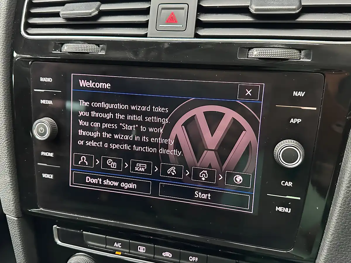 Used 2017 Volkswagen Golf Bluemotion Tech GT Indium Grey - Interior and Exterior details 11