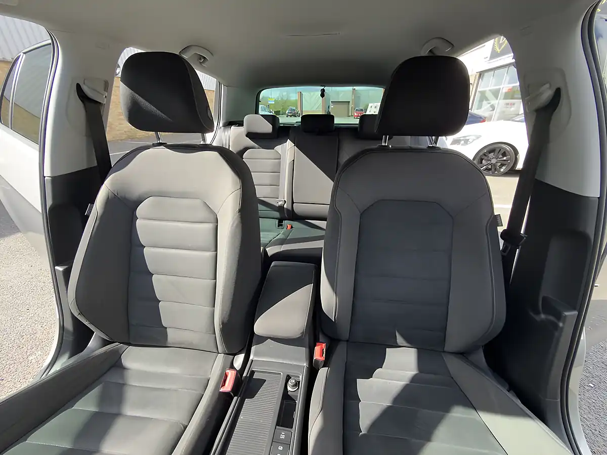 Used 2017 Volkswagen Golf Bluemotion Tech GT Silver - Interior and Exterior details 20