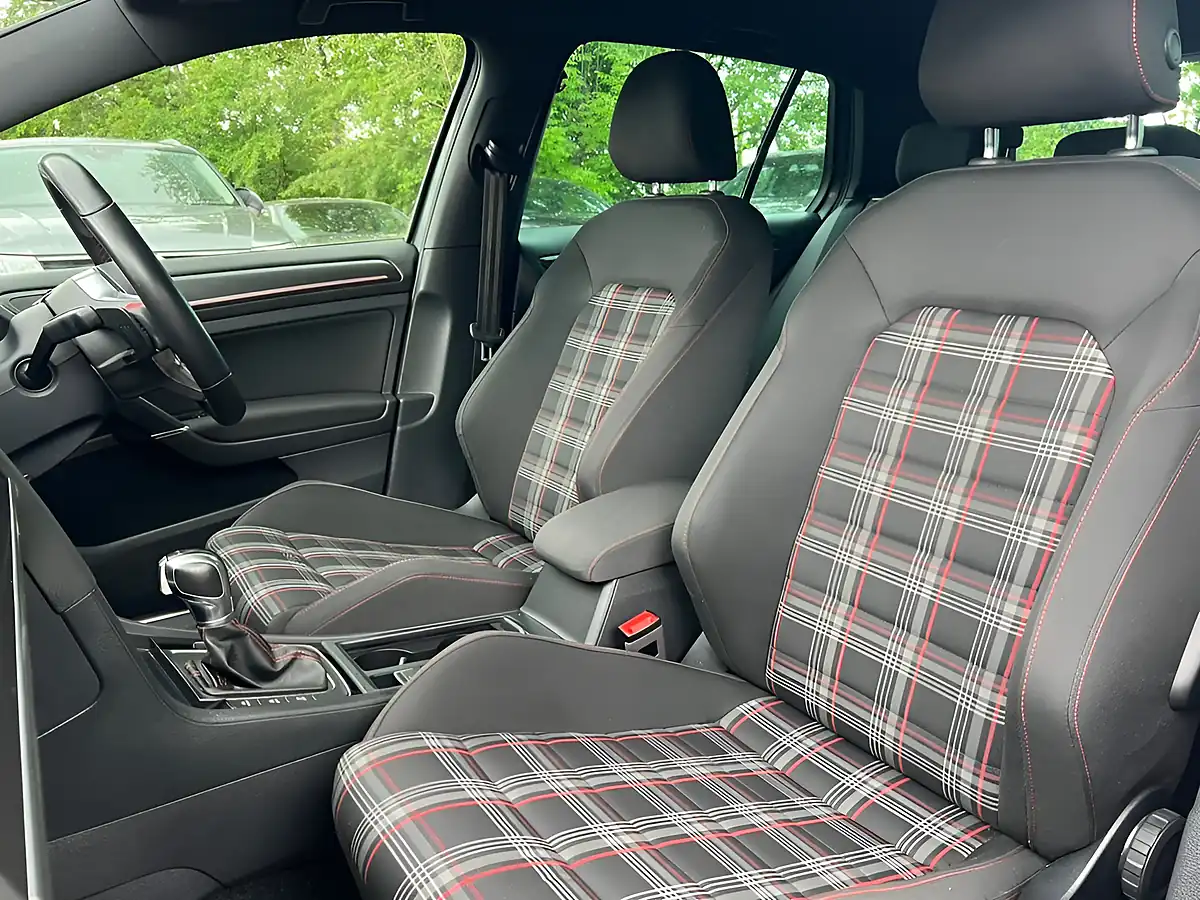 Used 2017 Volkswagen Golf Bluemotion Tech GTI Grey - Interior and Exterior details 16