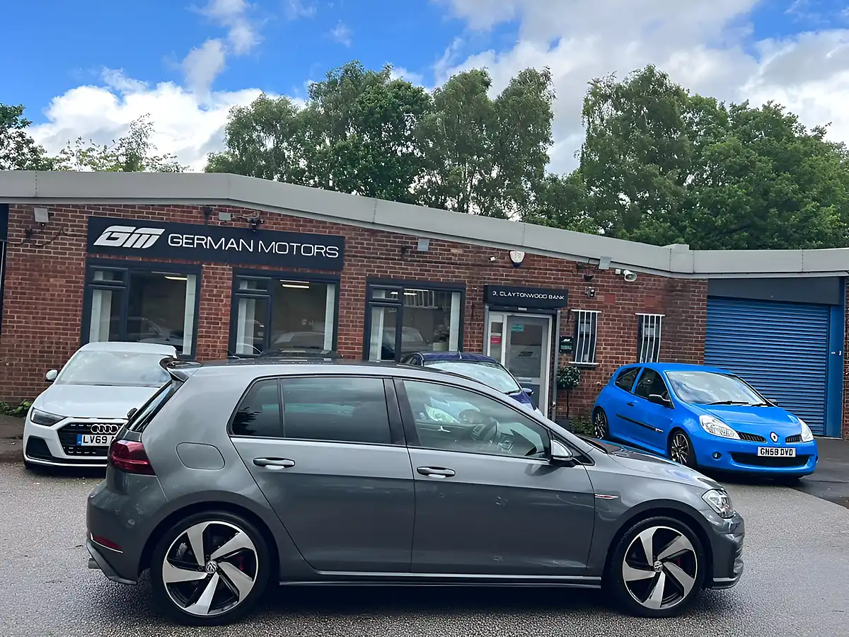 Used 2017 Volkswagen Golf Bluemotion Tech GTI Grey - Interior and Exterior details 6