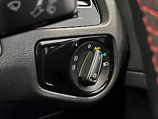 Used 2017 Volkswagen Golf Bluemotion Tech GTI White - Interior and Exterior details 15