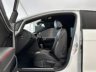 Used 2017 Volkswagen Golf Bluemotion Tech GTI White - Interior and Exterior details 17