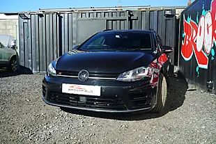 Used 2017 Volkswagen Golf Bluemotion Tech R Black - Interior and Exterior details 5