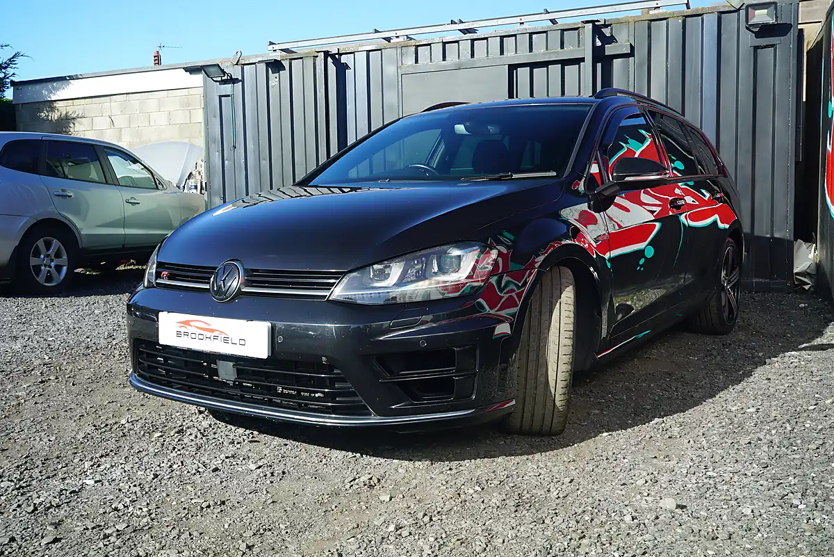 Used 2017 Volkswagen Golf Bluemotion Tech R Black - Interior and Exterior details 6