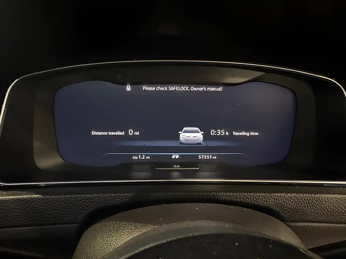 Used 2017 Volkswagen Golf Bluemotion Tech R Blue - Interior and Exterior details 19