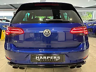 Used 2017 Volkswagen Golf Bluemotion Tech R Blue - Interior and Exterior details 4