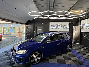 Used 2017 Volkswagen Golf Bluemotion Tech R Blue - Interior and Exterior details 12