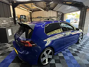 Used 2017 Volkswagen Golf Bluemotion Tech R Blue - Interior and Exterior details 14