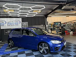 Used 2017 Volkswagen Golf Bluemotion Tech R Blue - Interior and Exterior details 7