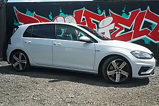 Used 2017 Volkswagen Golf Bluemotion Tech R Silver - Interior and Exterior details 12