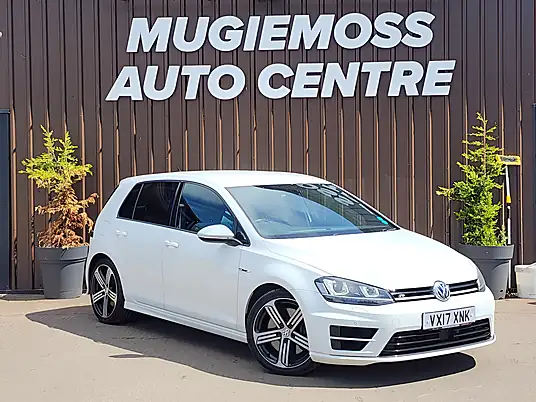 2017 Volkswagen Golf BlueMotion Tech R