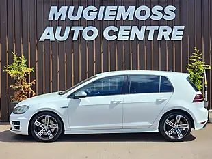 Used 2017 Volkswagen Golf Bluemotion Tech R White - Interior and Exterior details 4