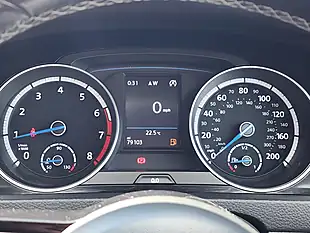 Used 2017 Volkswagen Golf Bluemotion Tech R White - Interior and Exterior details 9