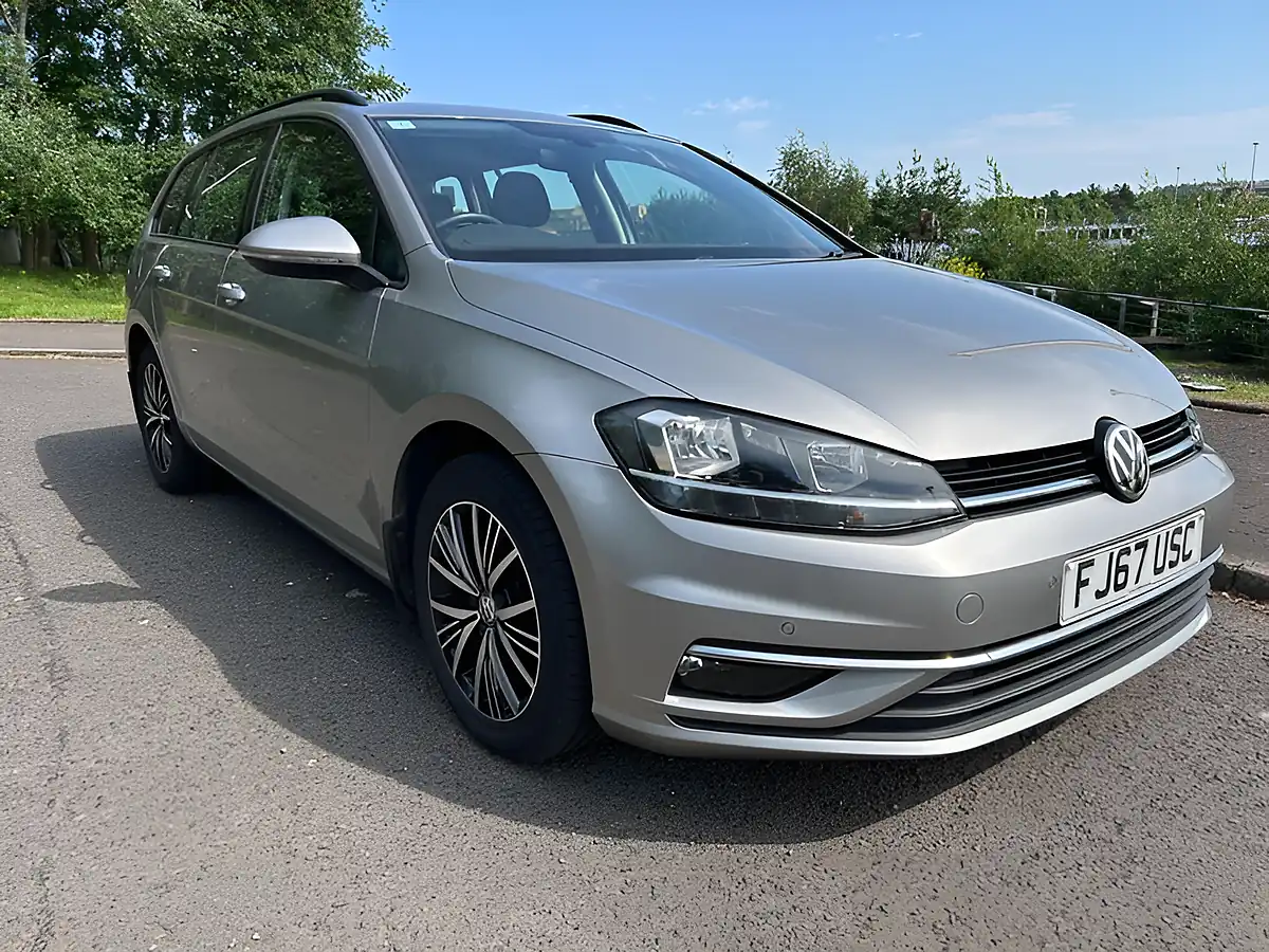 Used 2017 Volkswagen Golf Bluemotion Tech Se Nav Tungsten Silver - Front View
