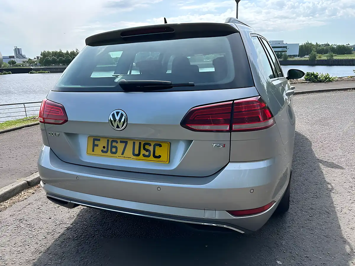 Used 2017 Volkswagen Golf Bluemotion Tech Se Nav Tungsten Silver - Interior and Exterior details 13