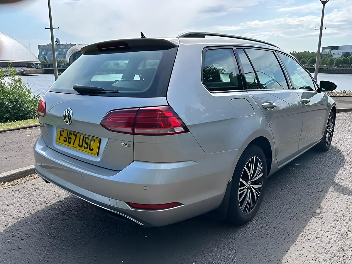 Used 2017 Volkswagen Golf Bluemotion Tech Se Nav Tungsten Silver - Interior and Exterior details 16