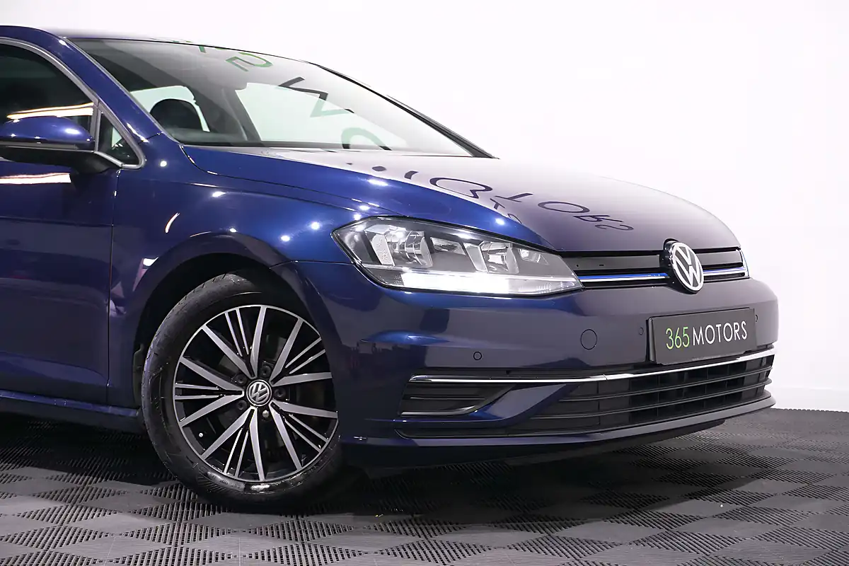 Used 2017 Volkswagen Golf Evo Se Nav Atlantic Blue - Interior and Exterior details 14