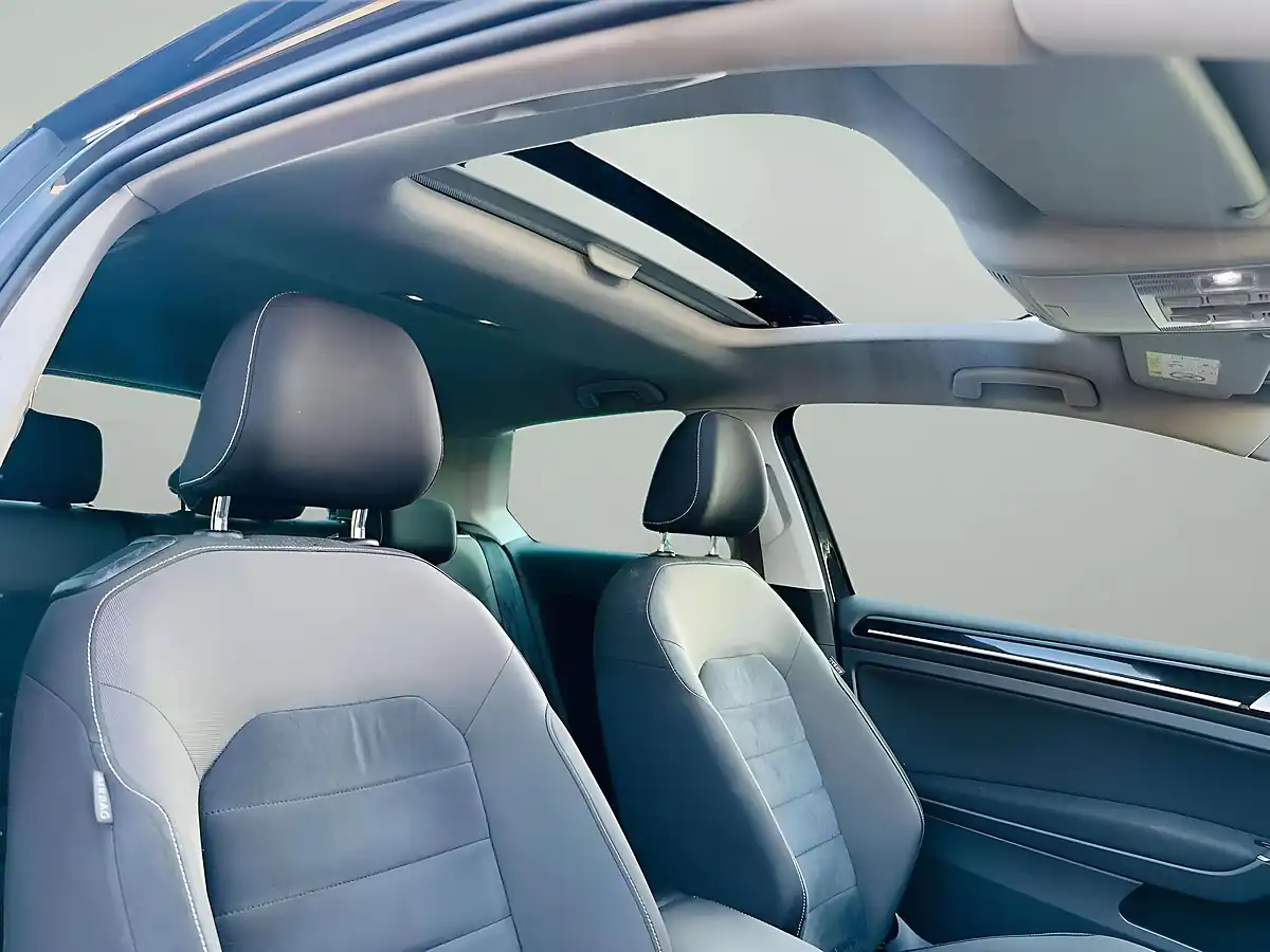 Used 2017 Volkswagen Golf GT Edition Grey - Interior and Exterior details 15