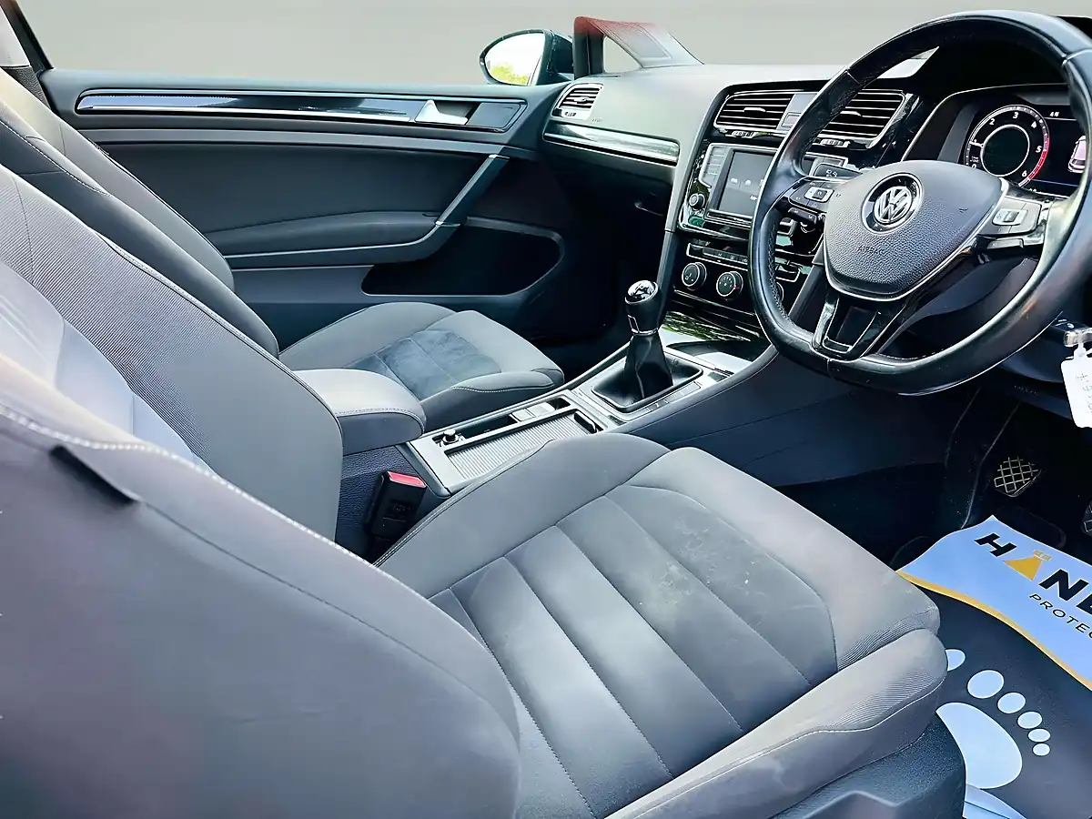 Used 2017 Volkswagen Golf GT Edition Grey - Interior and Exterior details 16