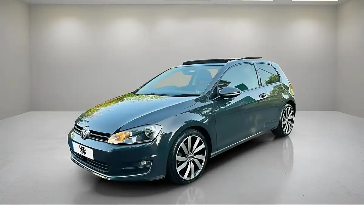 Used 2017 Volkswagen Golf GT Edition Grey - Interior and Exterior details 2