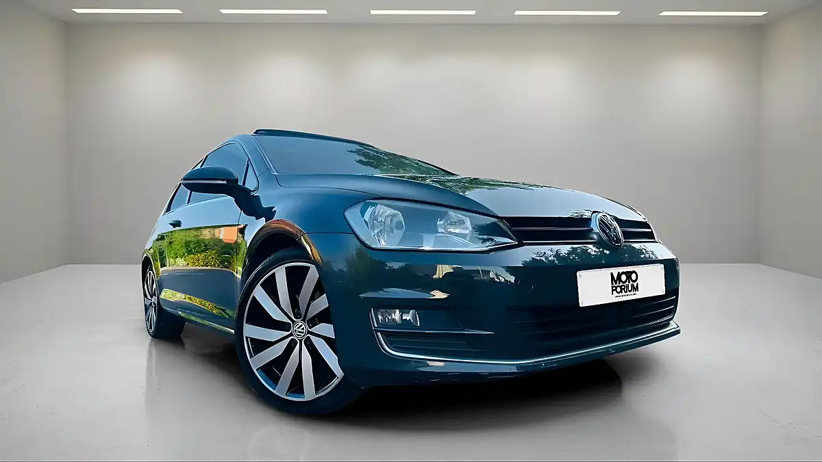 Used 2017 Volkswagen Golf GT Edition Grey - Interior and Exterior details 7