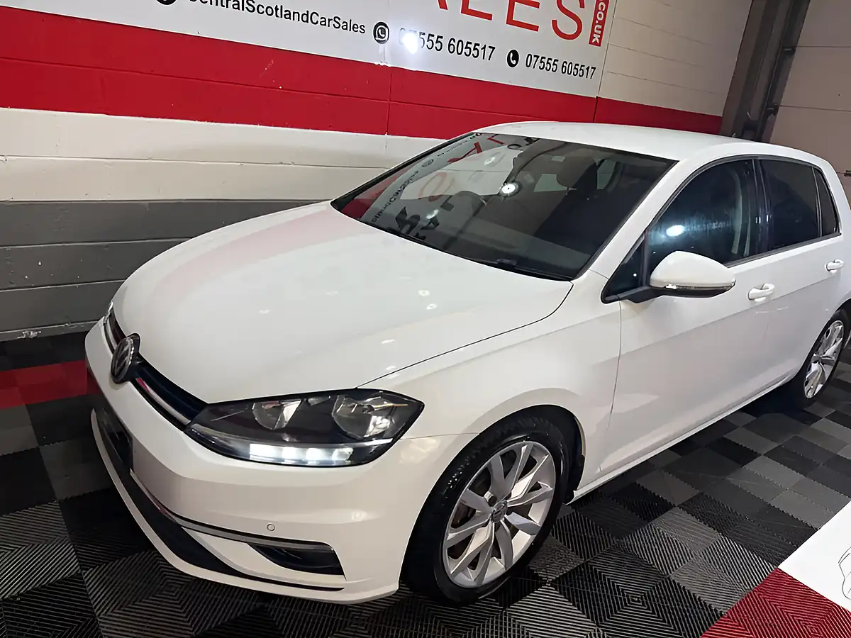 Used 2017 Volkswagen Golf GT White - Interior and Exterior details 2