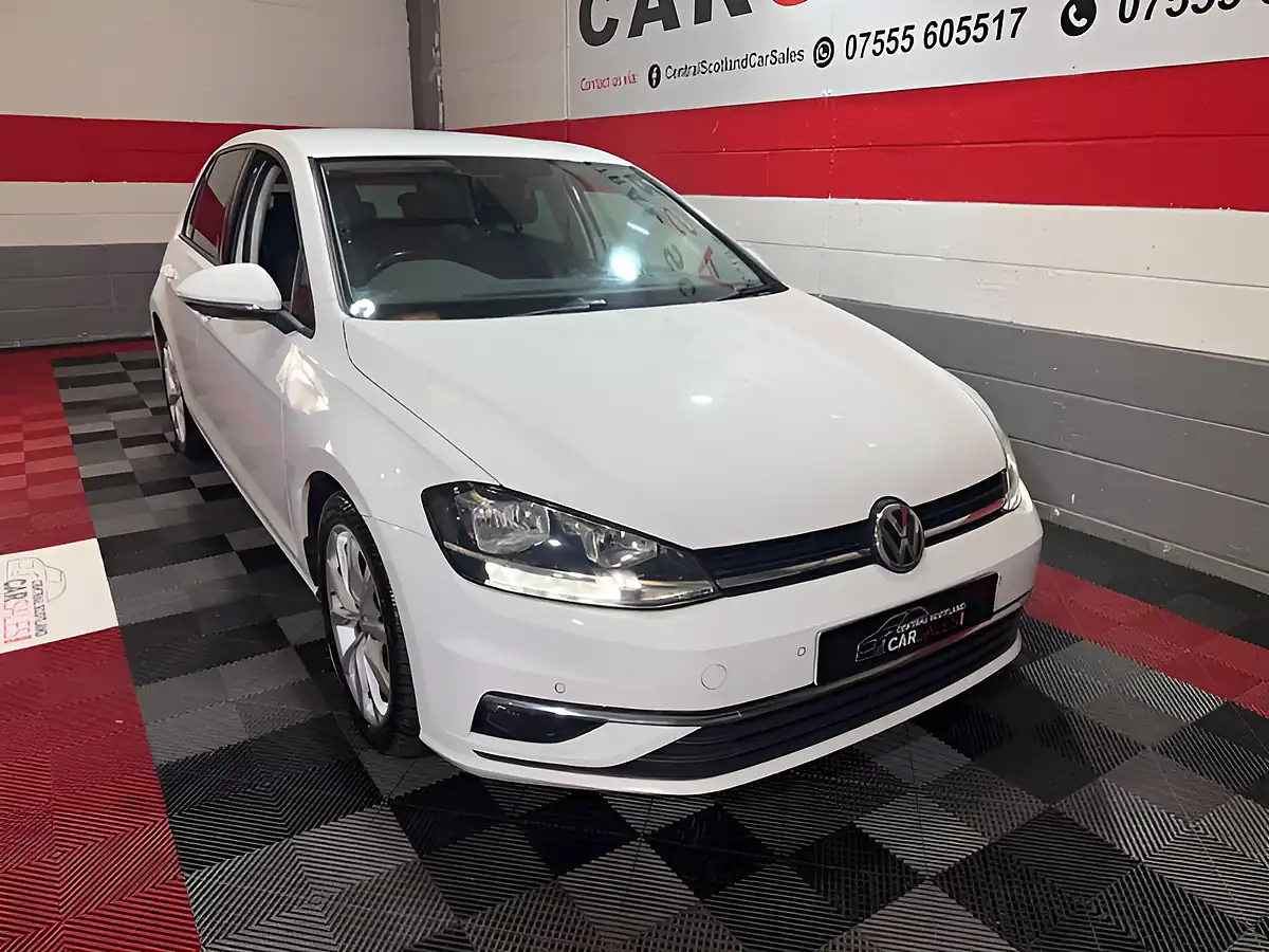 Used 2017 Volkswagen Golf GT White - Interior and Exterior details 5