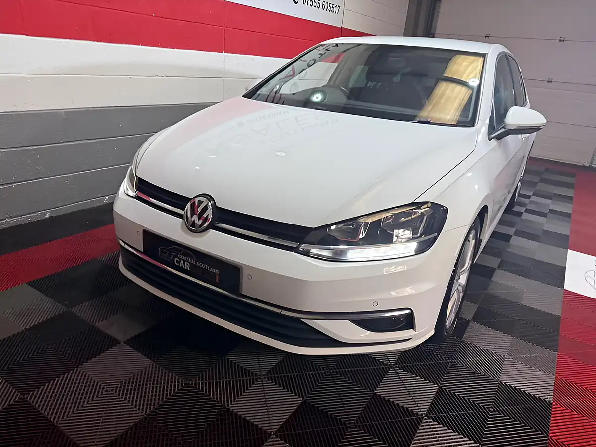 Used 2017 Volkswagen Golf GT White - Interior and Exterior details 6