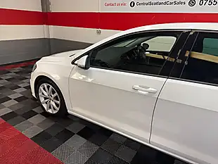 Used 2017 Volkswagen Golf GT White - Interior and Exterior details 9