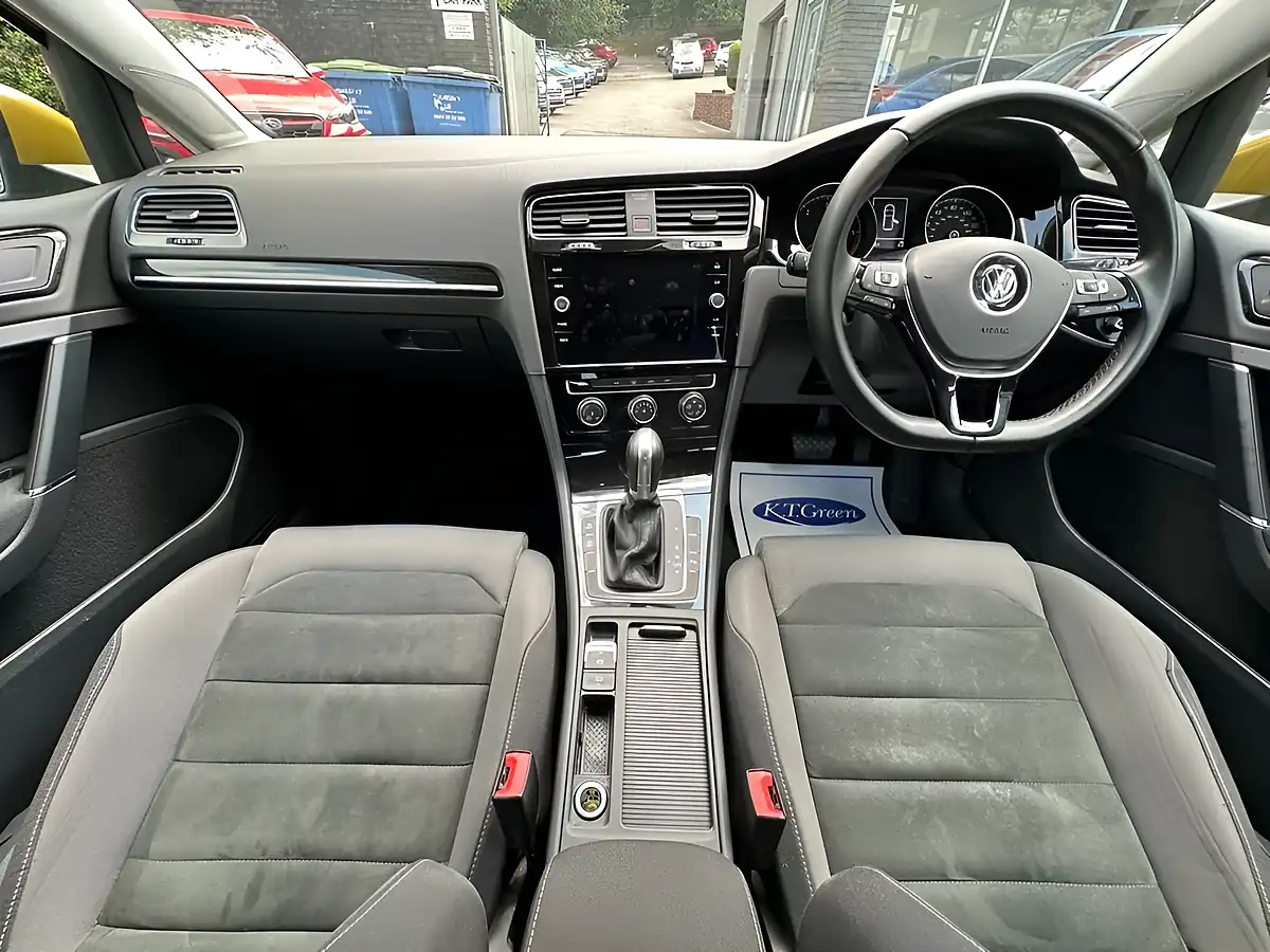Used 2017 Volkswagen Golf GT Yellow - Interior and Exterior details 9
