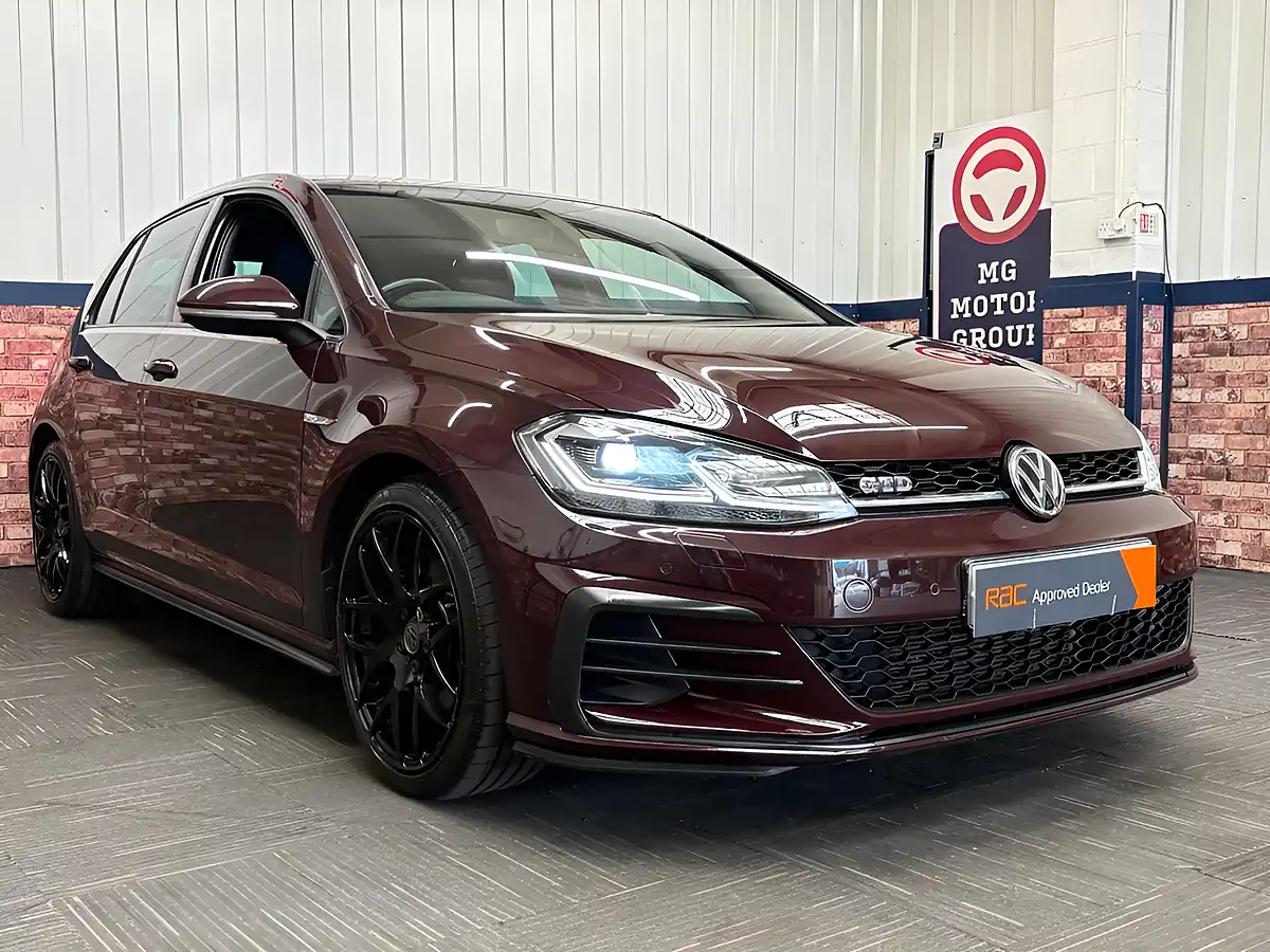 Used 2017 Volkswagen Golf Gtd Black - Interior and Exterior details 11