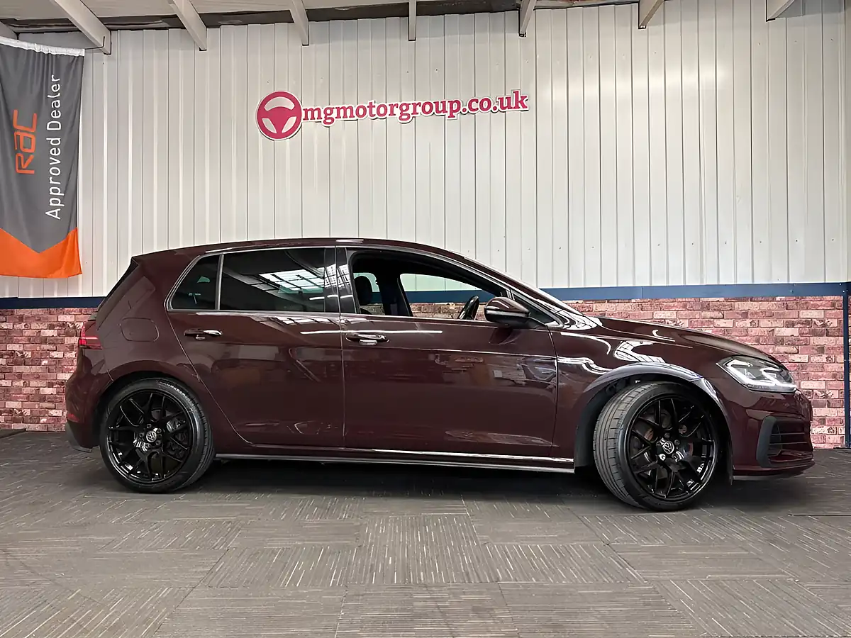 Used 2017 Volkswagen Golf Gtd Black - Interior and Exterior details 2