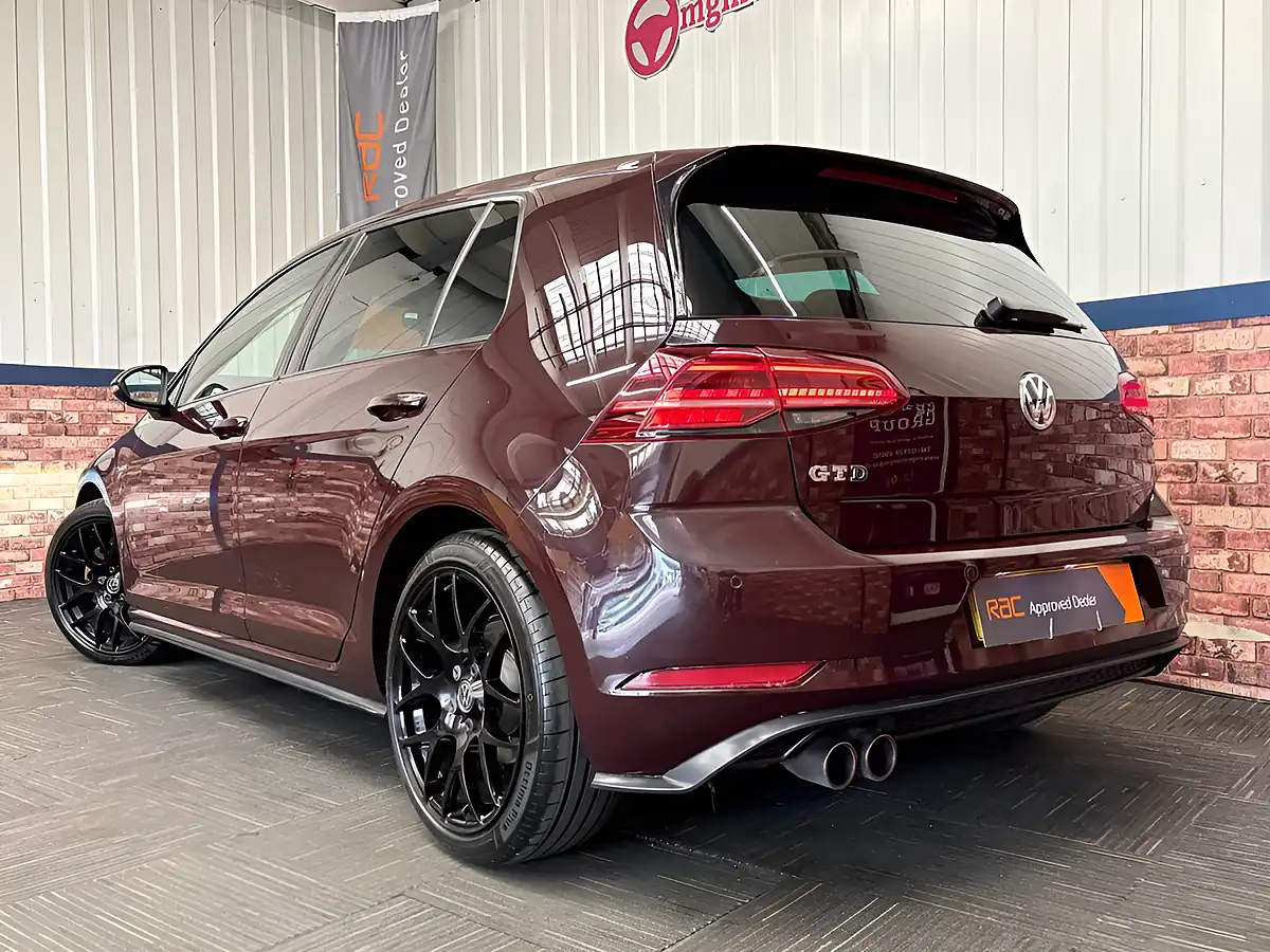 Used 2017 Volkswagen Golf Gtd Black - Interior and Exterior details 4